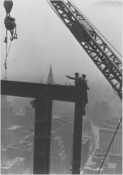 Строительство небоскрёбов в Америке. Снимок начала ХХ в.